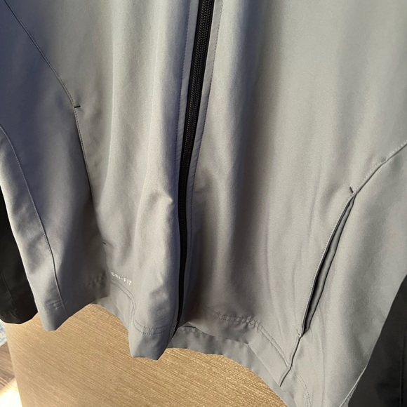 Men Nike Team Woven Jacket gray & black size medium - Picture 8 of 12